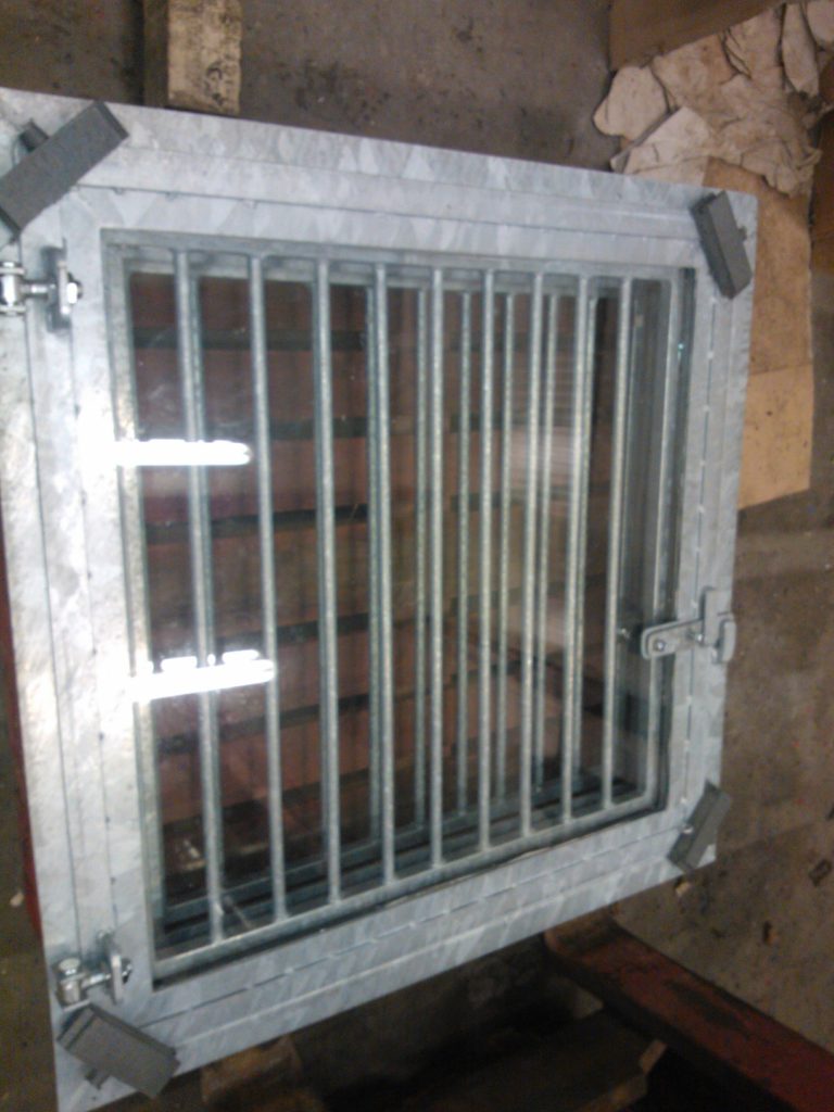 Stalraam met tochtafsluiting