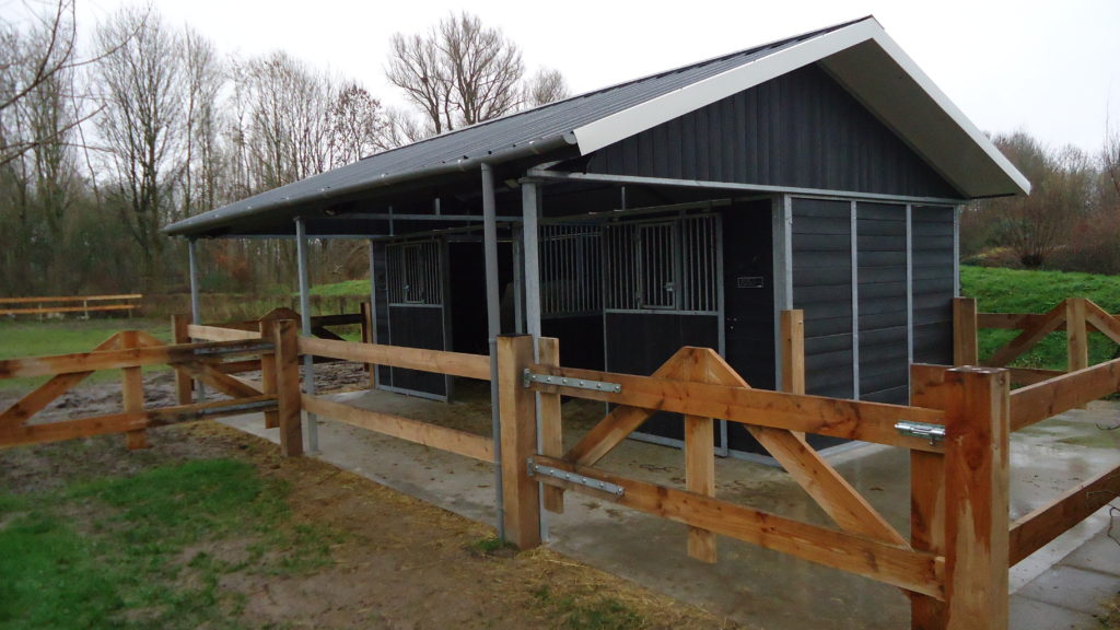 buitenstal paarden Gaasbeek Constructie